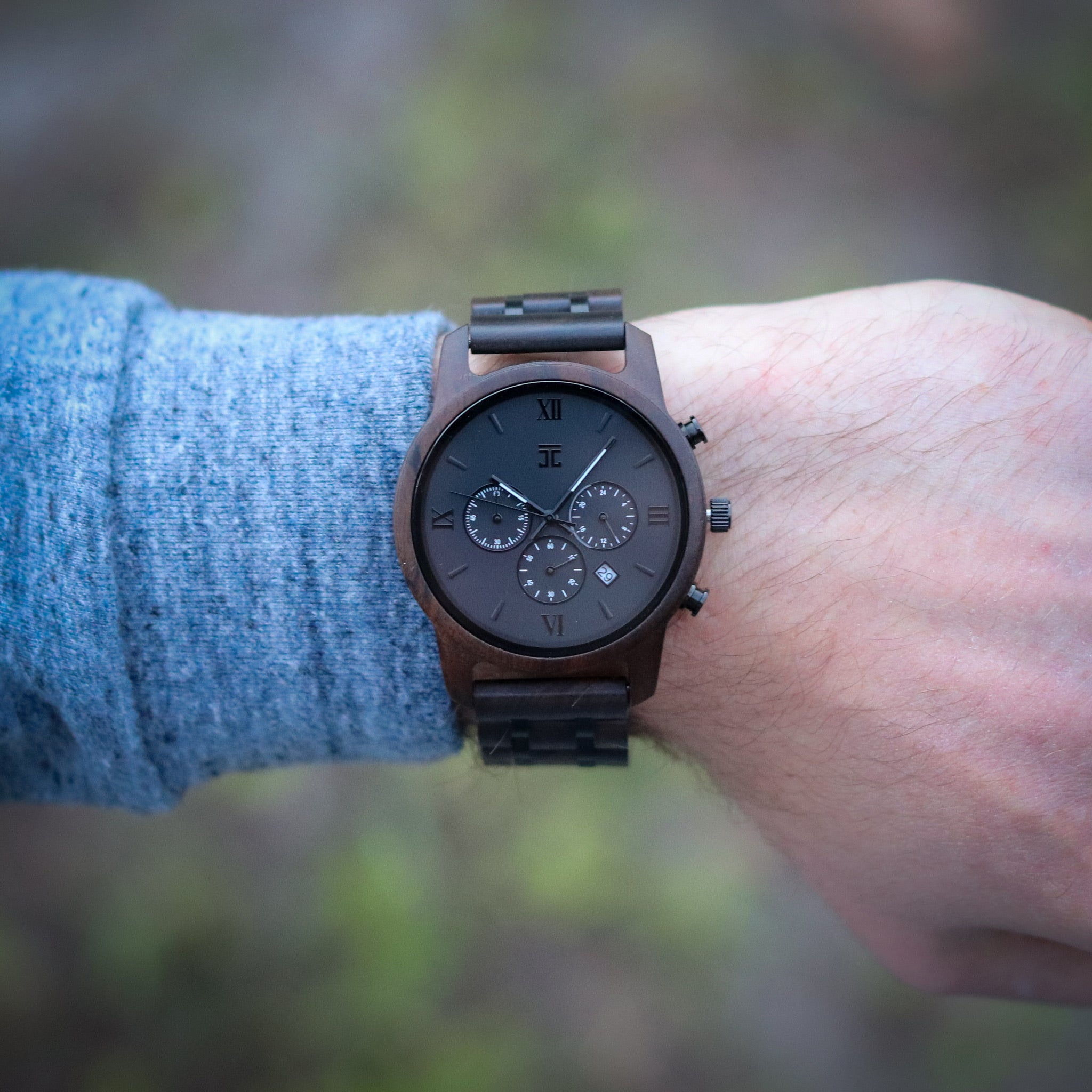 Valyrian | Black Sandalwood Chronograph