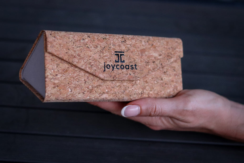 Cork Folding Sunglasses Hard Case | Eco-Friendly | Joycoast display picture 1