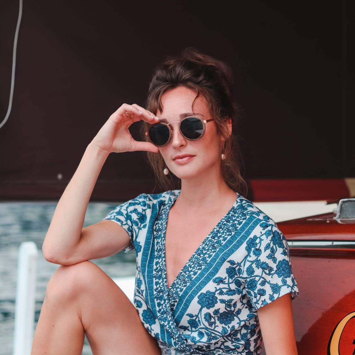 Wooden sunglasses for women