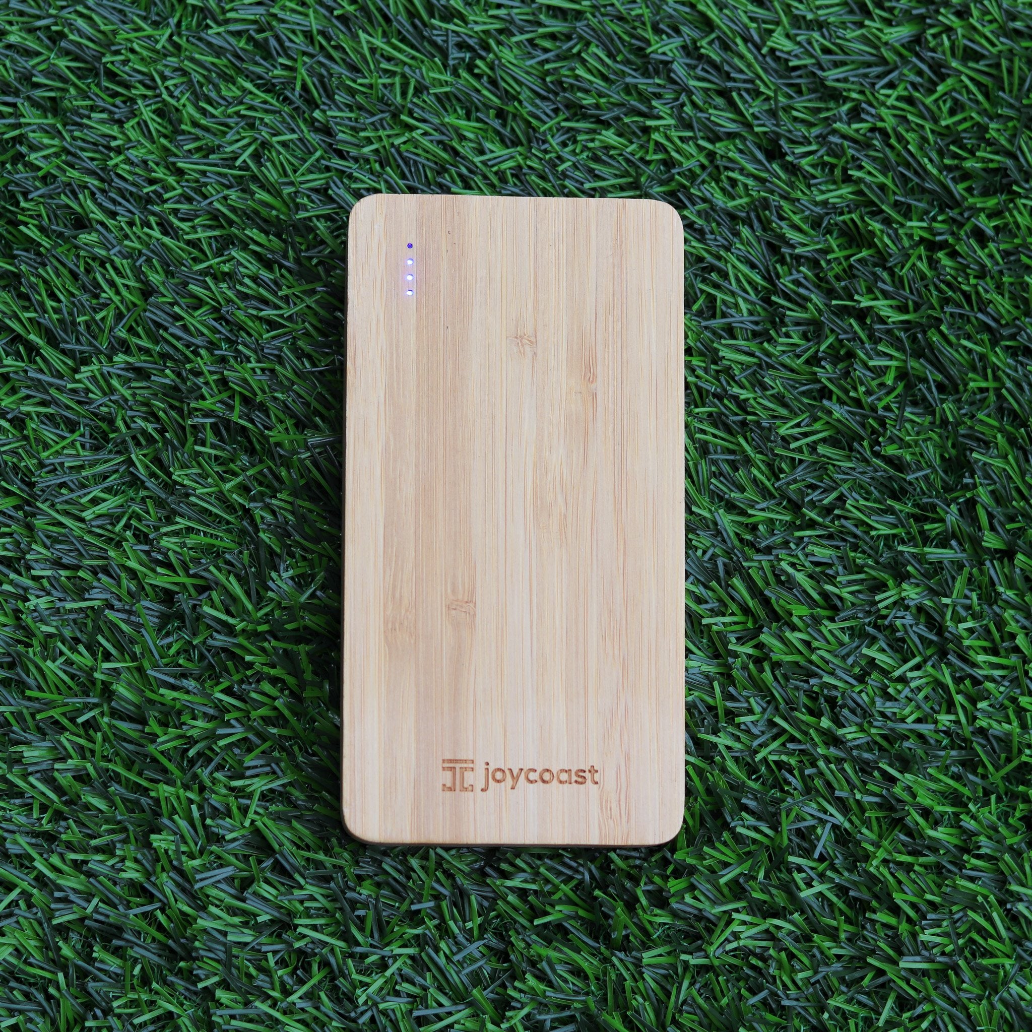 Portable Bamboo Battery Charger – Stylish, Sustainable Power On-the-Go