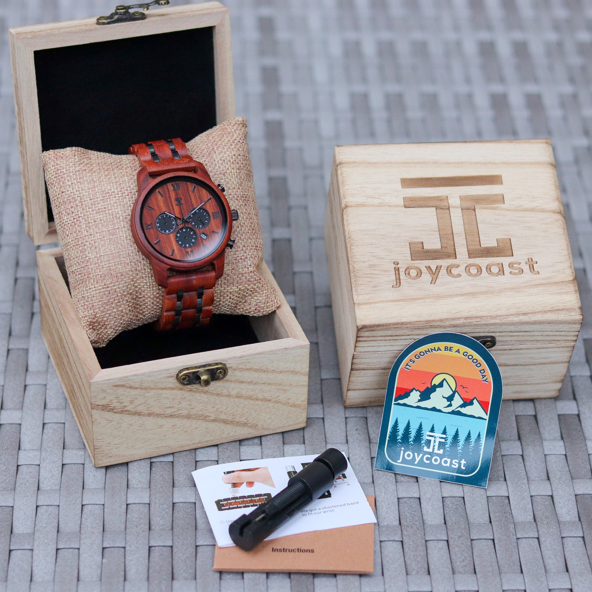 Ryan | Red Sandalwood Chronograph