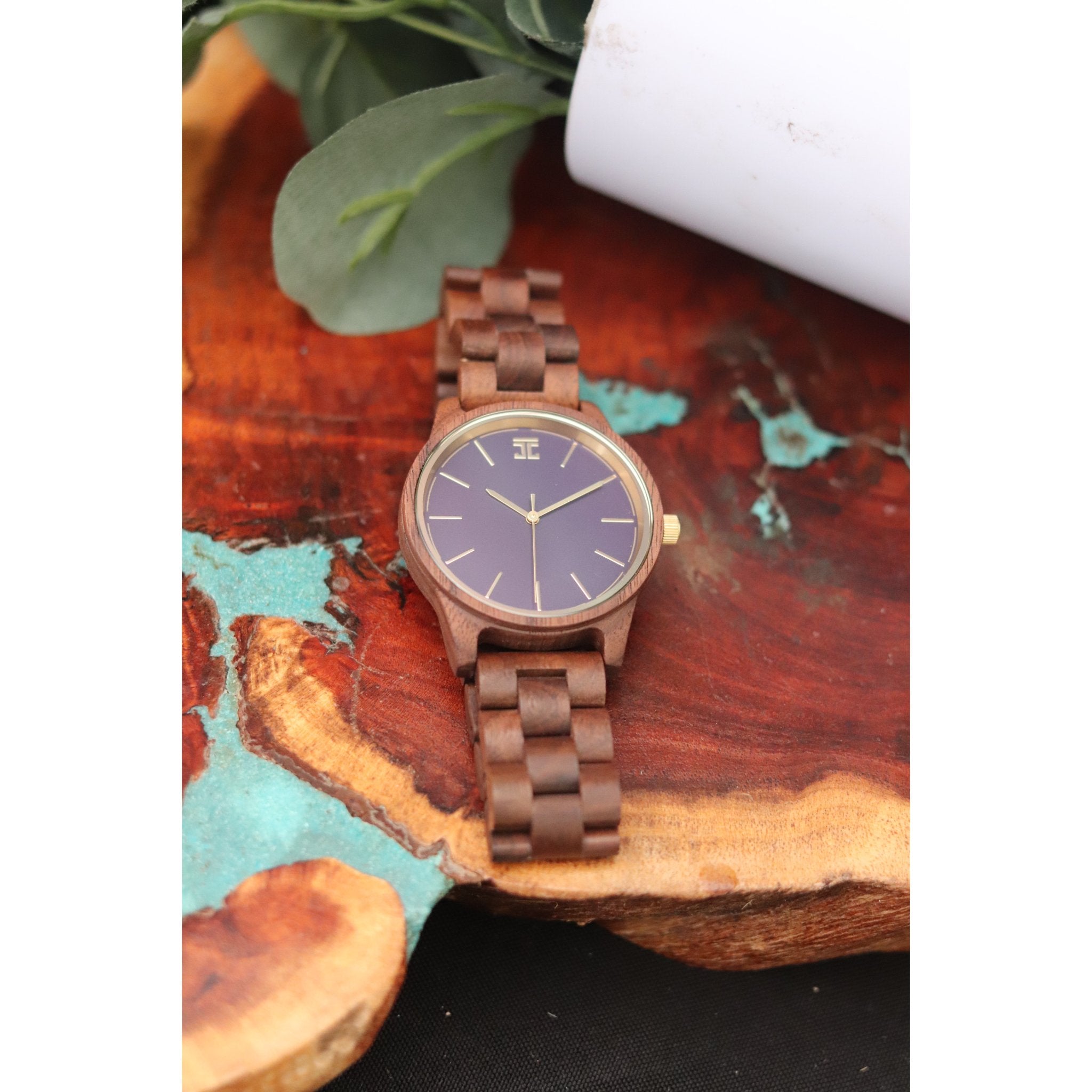 Blue Sapphire | Walnut Wood Watch - Joycoast