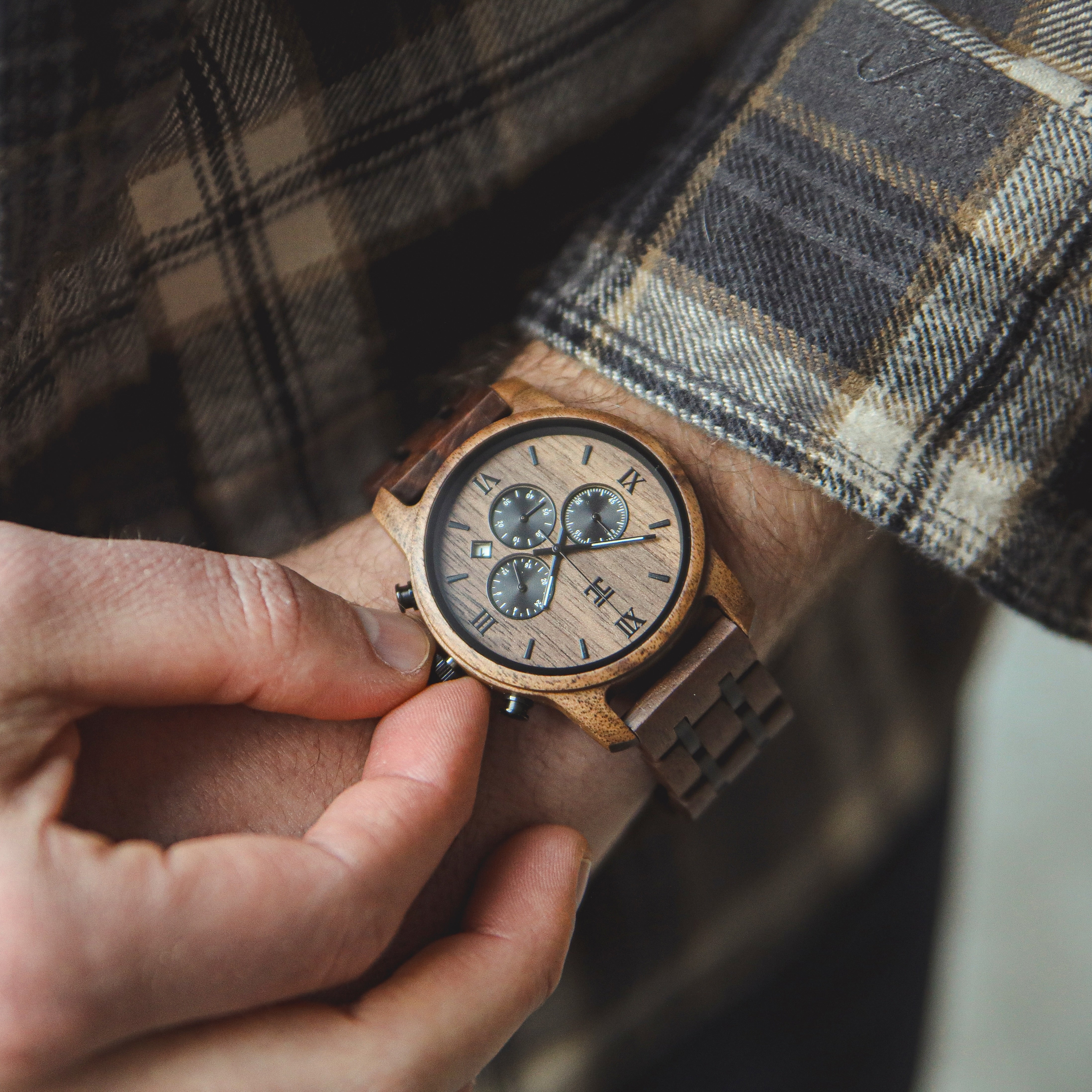 Espresso | Walnut Chronograph | Wooden Watch | Joycoast Espresso | Walnut Chronograph | Wooden Watch | Joycoast