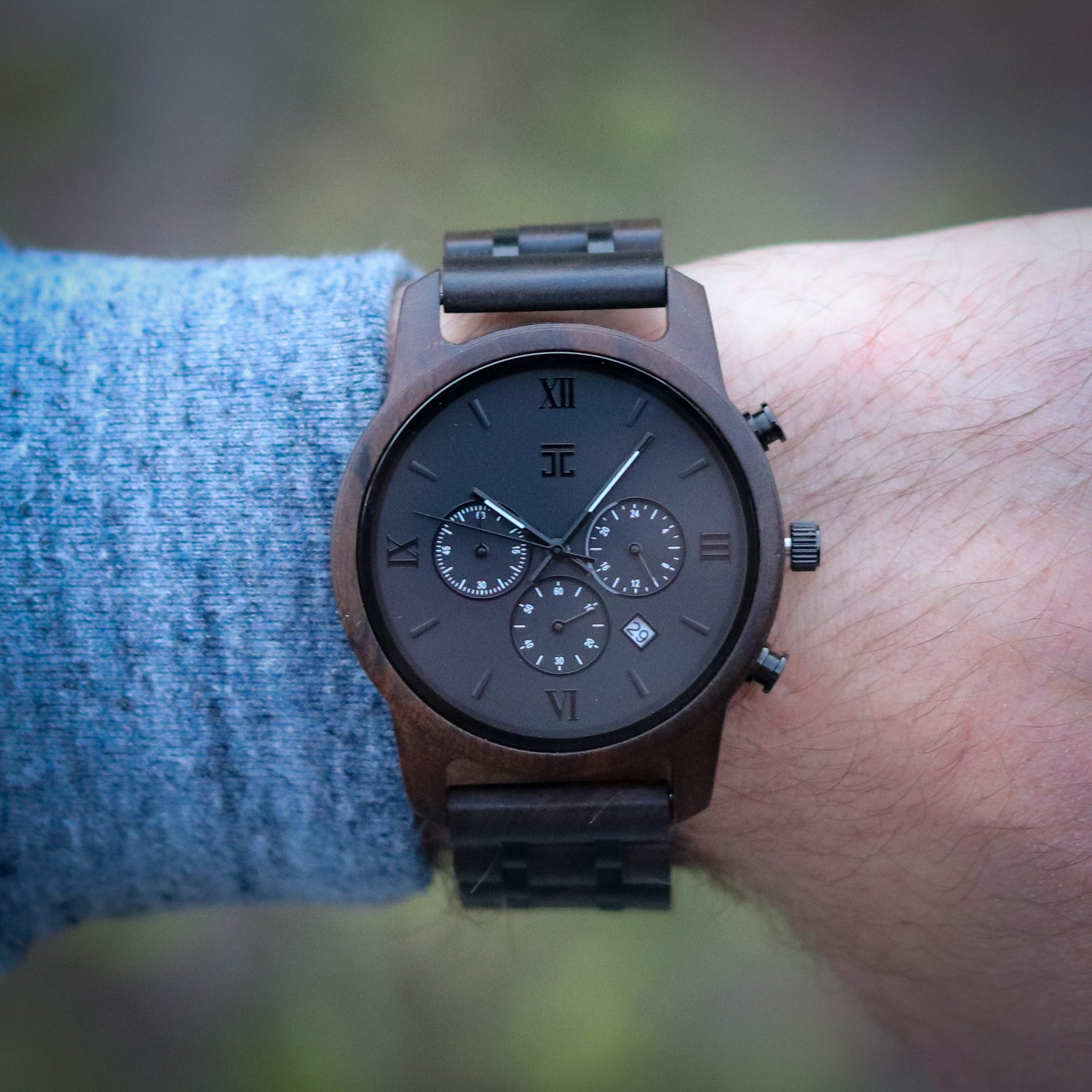 Valyrian | Black Sandalwood Chronograph