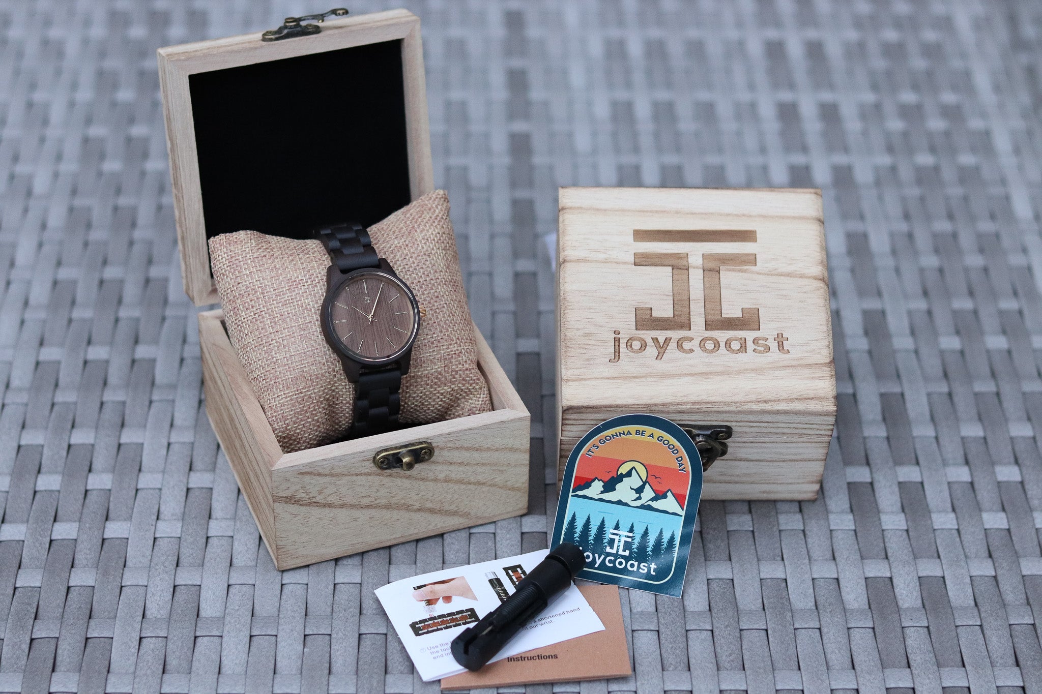 "Tones" | Dark Sandalwood & Walnut - Joycoast