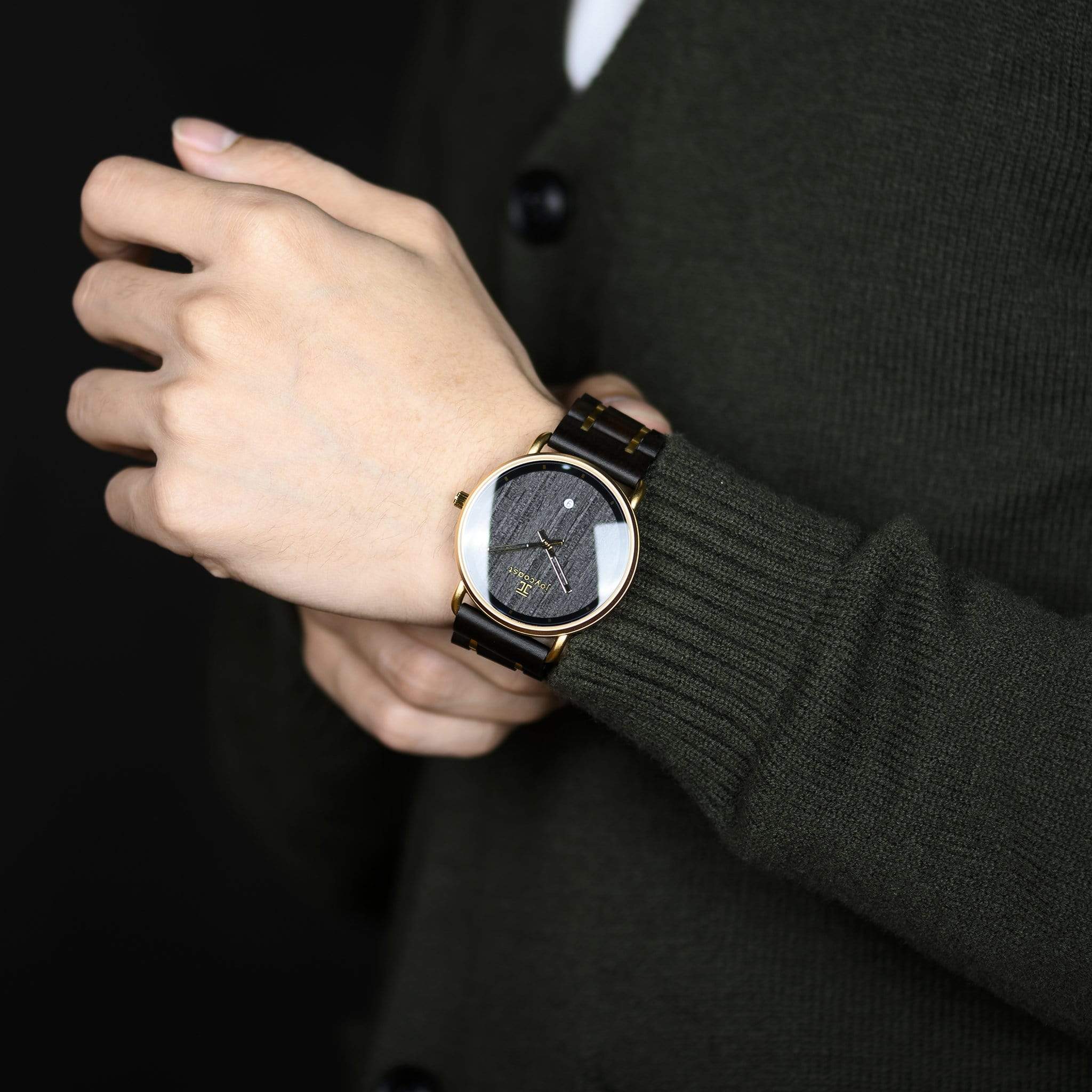 "Runner" | Black Sandalwood & Gold Stainless Steel, Limited Edition - Joycoast